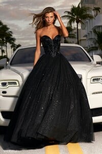 Sherri-Hill-54240-black-49103.thumb.jpg.bf281e65507a8fa109124d0b47377bbc.jpg