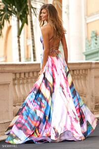 Sherri-Hill-54270-multi-print-49132.thumb.jpg.15d7cba3f16e84205ba517ae7edb7983.jpg