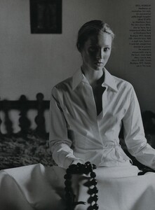 Smith_US_Vogue_February_1999_04.thumb.jpg.e81df2246b70e0cdcd4dc36d9c0a8ab5.jpg