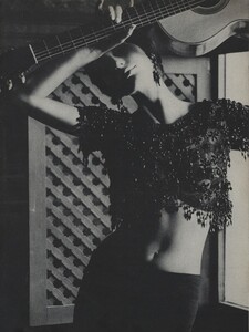 Spain_Clarke_US_Vogue_March_15th_1965_01.thumb.jpg.03cb85778bd486c21ab27a1a5f294234.jpg