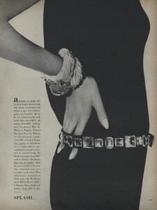 Splash_Penn_US_Vogue_March_15th_1965_08.thumb.jpg.520e86b183e5d06892ef372987f84759.jpg