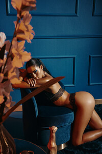 Sydney-Single-and-Bra-black-7.thumb.jpg.588fb13427ccf569c10f775c21d0bfd3.jpg