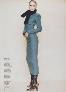 Testino_Meisel_US_Vogue_July_1996_05.thumb.jpg.e24dbee2b13d8d2a8985f640ec2596a9.jpg