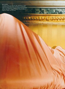 Testino_US_Vogue_December_1998_19.thumb.jpg.f0f58d0e8bf6694124bdc19be72a75c4.jpg