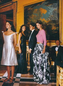 Testino_US_Vogue_December_1998_21.thumb.jpg.2c9f9e12e56a0dd3998f8ee5d22d2ffb.jpg