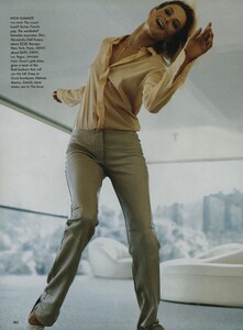 Testino_US_Vogue_July_1999_13.thumb.jpg.f42b180d47eb03c3622143e78808af11.jpg