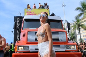 TheFappeningBlog.com-Bruna-Marquezine-Sexy-8.jpg