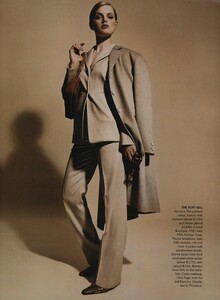 Thompson_US_Vogue_August_1999_05.thumb.jpg.e40758fe2e83c5460cbdad216efd62c6.jpg