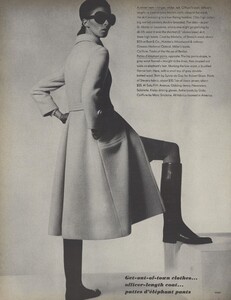 Town_Clothes_US_Vogue_October_15th_1965_05.thumb.jpg.8c57bd9a9c3053192eb358791391dbb4.jpg