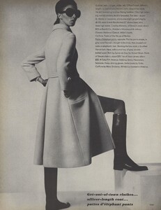 Town_Clothes_US_Vogue_October_15th_1965_05.thumb.jpg.d8e27f8bb680c49c7d7a7d2d3ae3ae03.jpg