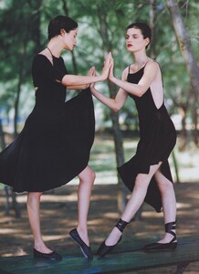 Weber_US_Vogue_February_1997_06.thumb.jpg.888726d6010e95da58be3d2de5b5d685.jpg