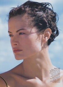 Weber_US_Vogue_February_1997_08.thumb.jpg.7035d16e92814fbff7e7aa7bafab2c62.jpg
