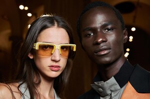 backstage-defile-salvatore-ferragamo-printemps-ete-2021-milan-coulisses-124.thumb.jpg.46e0e11d440f662d70d6c34a757e49d6.jpg