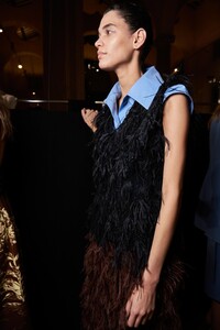 backstage-defile-salvatore-ferragamo-printemps-ete-2021-milan-coulisses-207.thumb.jpg.941b28338e0ef32d78d820ef24e6a505.jpg