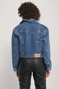 calvin_klein_cropped_foundation_denim_jacket_1278-000648-0003_02b.jpg