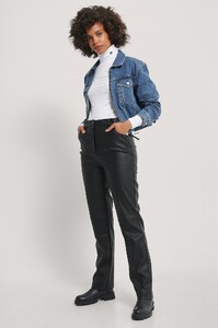 calvin_klein_cropped_foundation_denim_jacket_1278-000648-0003_03c.jpg