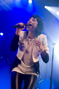 carly_rae_jepsen_performs_at_terminal_5012.jpg