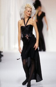 chanel-hc-fw-1994.jpg