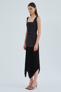 concertina_gown_001-black_g_5126-edit.jpg