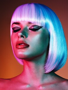double-eyeliner-winged-creative-makeup-rainbow-hair.jpg