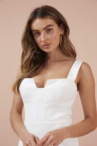 fk_20190632_luna_dress_101-ivory_nh_65225.jpg