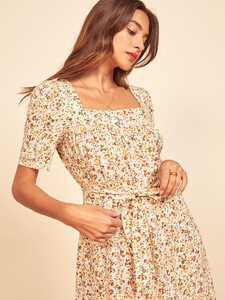 iona-dress-corinne-4.jpg