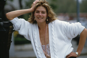 kelly-mcgillis-1.jpg