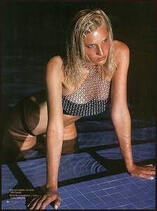 lara5.thumb.jpg.d251cdc2fff01058b151889253716018.jpg