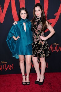 laura-and-vanessa-marano-at-mulan-premiere-in-hollywood-03-09-2020-2.jpg