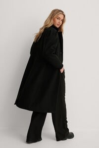 lizzy_fuzzy_puffy_sleeve_marked_waist_coat_1677-000021-0002_02d.jpg