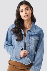 nakd_cropped_big_pocket_denim_jacket_blue_1018-001369-0116_01a.jpg