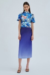 orbital_top_436-blue_painted_floral_entwine_skirt_431-cobalt_ombre_g_0575-edit_1.jpg