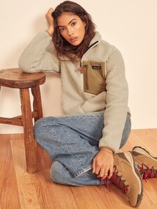 patagonia-classic-retro-x-jacket-natural_w_nest_brown-1.jpg