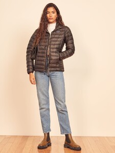 patagonia-down-sweater-black-2.jpg