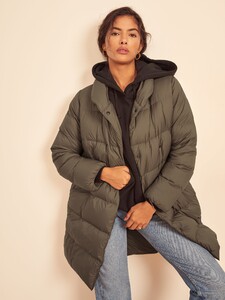 patagonia-ws-arctic-willow-parka-topsoil_brown-1.jpg