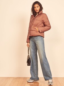 patagonia-ws-silent-down-jacket-century_pink-2.jpg