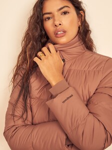 patagonia-ws-silent-down-jacket-century_pink-3.jpg