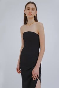 provoke_gown_001-black_g_3129-edit.jpg