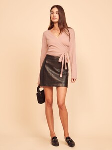 relaxed-cashmere-wrap-blush-3.jpg