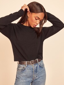 relaxed-cropped-cashmere-crew-black-1.jpg