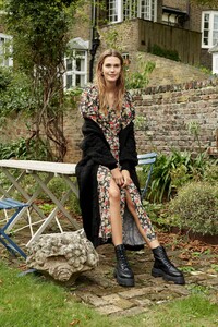topshop_1269904.thumb.jpg.4f72396f1d7e24e4ad7348ee69c376a9.jpg