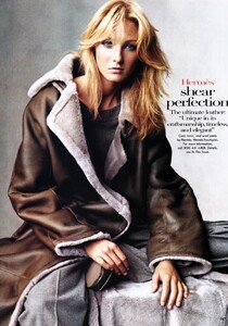 us_vogue_july_1999_10.thumb.jpg.aee4b39e6d59c74cdf1c3a4f65b82a7d.jpg