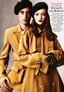 us_vogue_july_1999_6.thumb.jpg.a70ff6ad7ce664b7ee5de6fc7088f374.jpg