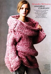 us_vogue_july_1999_8.thumb.jpg.bb89ca69656739f974775fd11cd5d08b.jpg