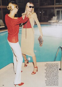von_Unwerth_US_Vogue_February_1997_05.thumb.jpg.ad50fa124790be39885c069e5edb7d65.jpg