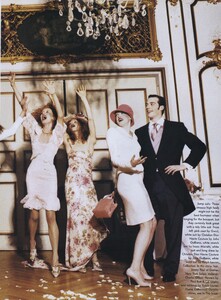 von_Unwerth_US_Vogue_June_1998_06.thumb.jpg.64408535f241cc6f590766a3ae71d3ad.jpg