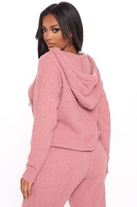 10-09-20Studio4_PA_KW_10-31-02_4_RAC2730_Mauve_13283_JK_1414x2121.jpg