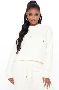 10-13-20Studio1_MS_ON_14-48-29_33_RAC2730_Ivory_0326_WG_1414x2121.jpg