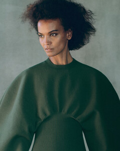 1-Liya+Kebede+by+Chris+Colls+Vogue+Korea+Dec+2020+(14).jpg