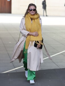        ata081120BZNimage107.jpg